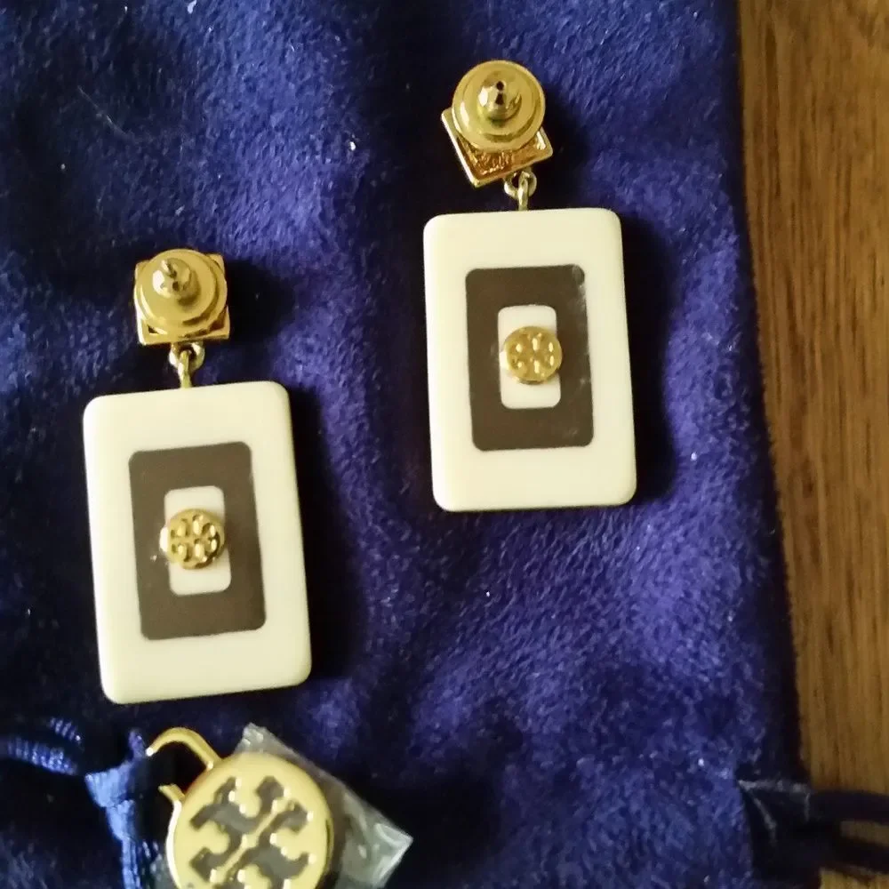 Tory Burch earrings NWT